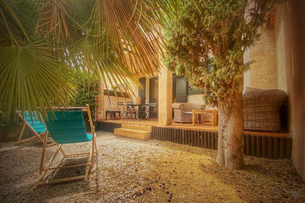 Cocoon'Isle - Jardinet- Jacuzzi Appartement LʼIsle-sur-la-Sorgue Buitenkant foto